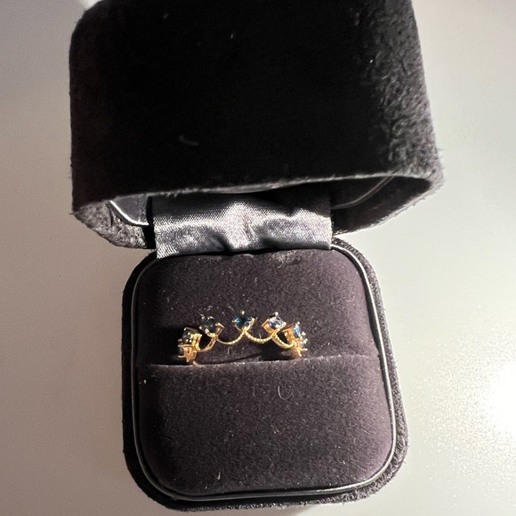 Royal blue sapphire 18k gold ring - Picture 16 of 16